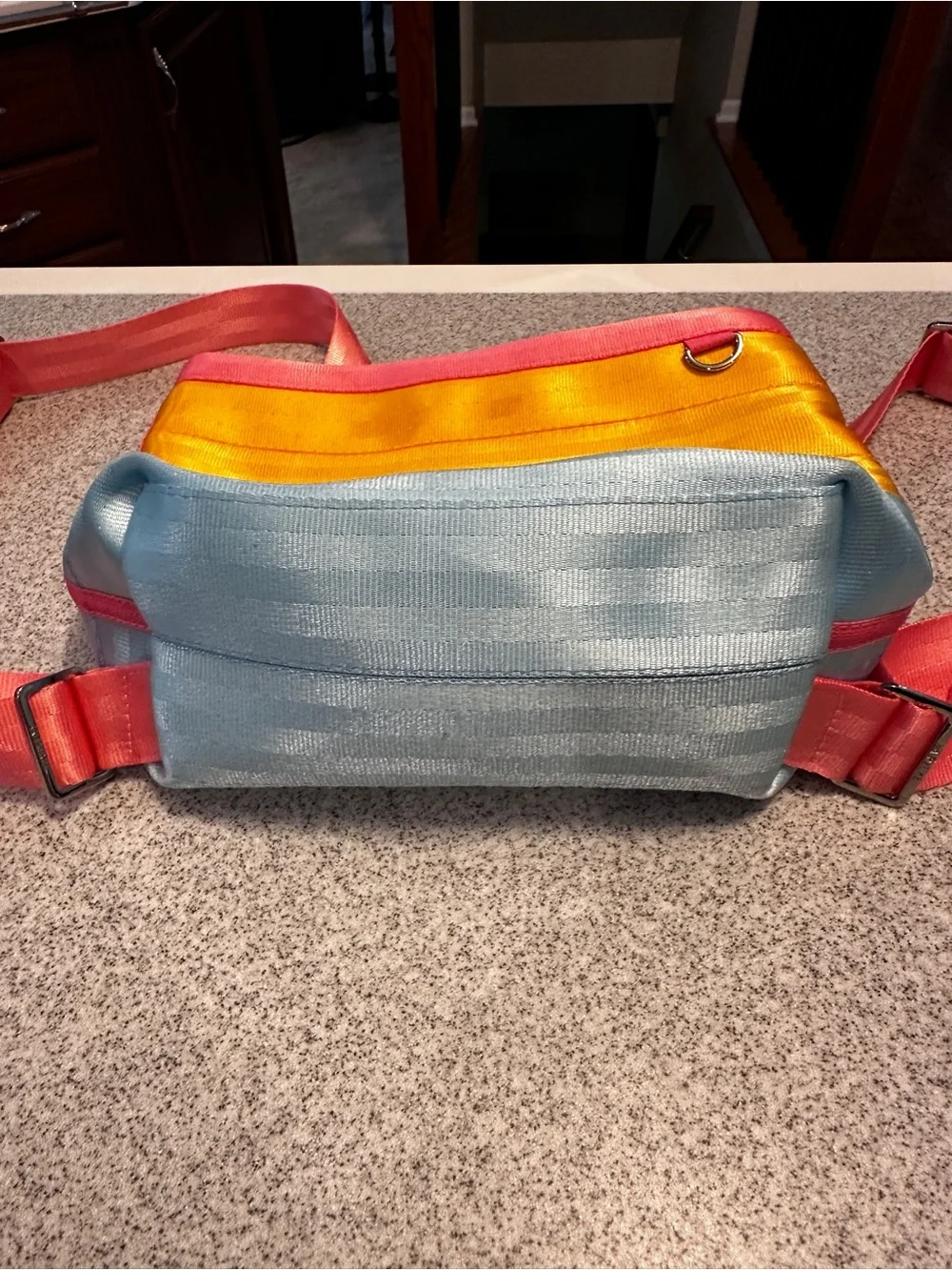 Harveys Seatbelt Life’s a beach legacy collection  Laguna backpack